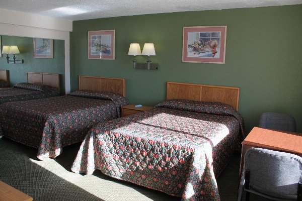American Motor Inn - Rock Island image 21