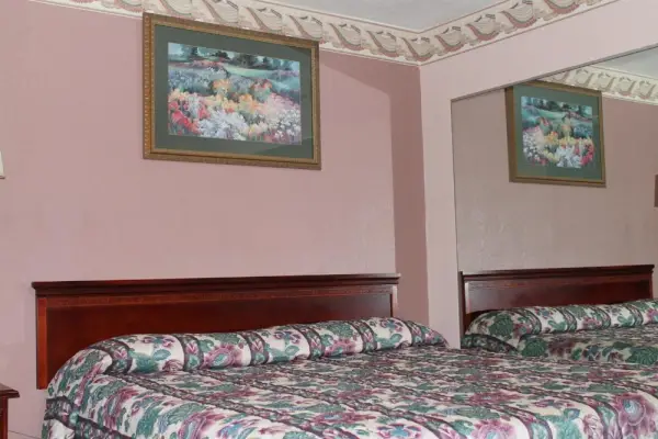 American Motor Inn - Rock Island 10